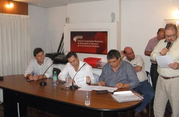 12316256_1045229325508836_1272957042171088666_n