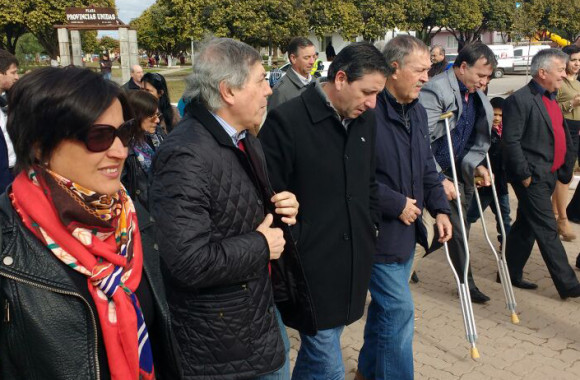 WhatsApp-Image-20160715 (1)