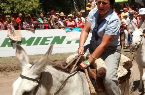 la-intendenta-de-estacion-juarez-celman-en-el-rally-de-burros