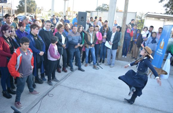 Inauguración de pavimento en Estación Juárez Celman - Myrian Prunotto - Ramón Mestre (3)