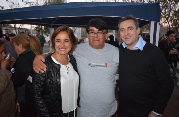 Myrian Prunotto y Ramón Mestre presentaron el programa Sí Sí Virtual en Estación Juárez Celman (2)