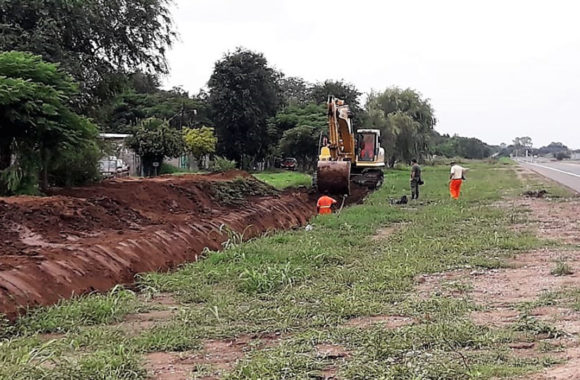 Las Maquinas de la empresa Caminos de las Sierras ya se encuentran trabajando en el lugar